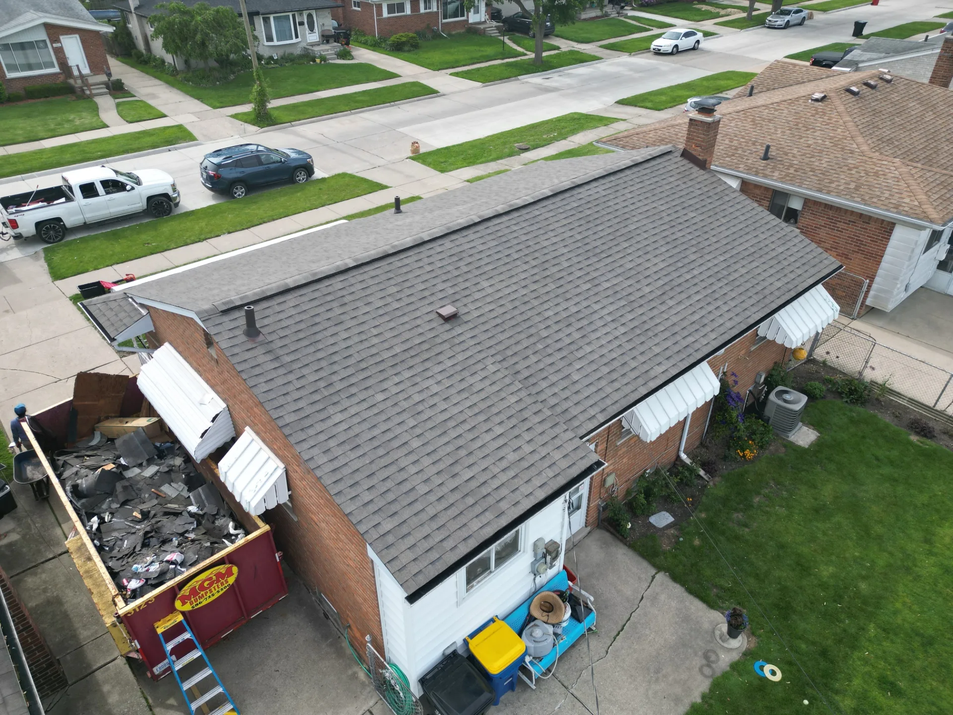 Roof Replacement in Roseville with Atlas Pinnacle Pristine Weathered Wood shingles — photo 7 of 8
