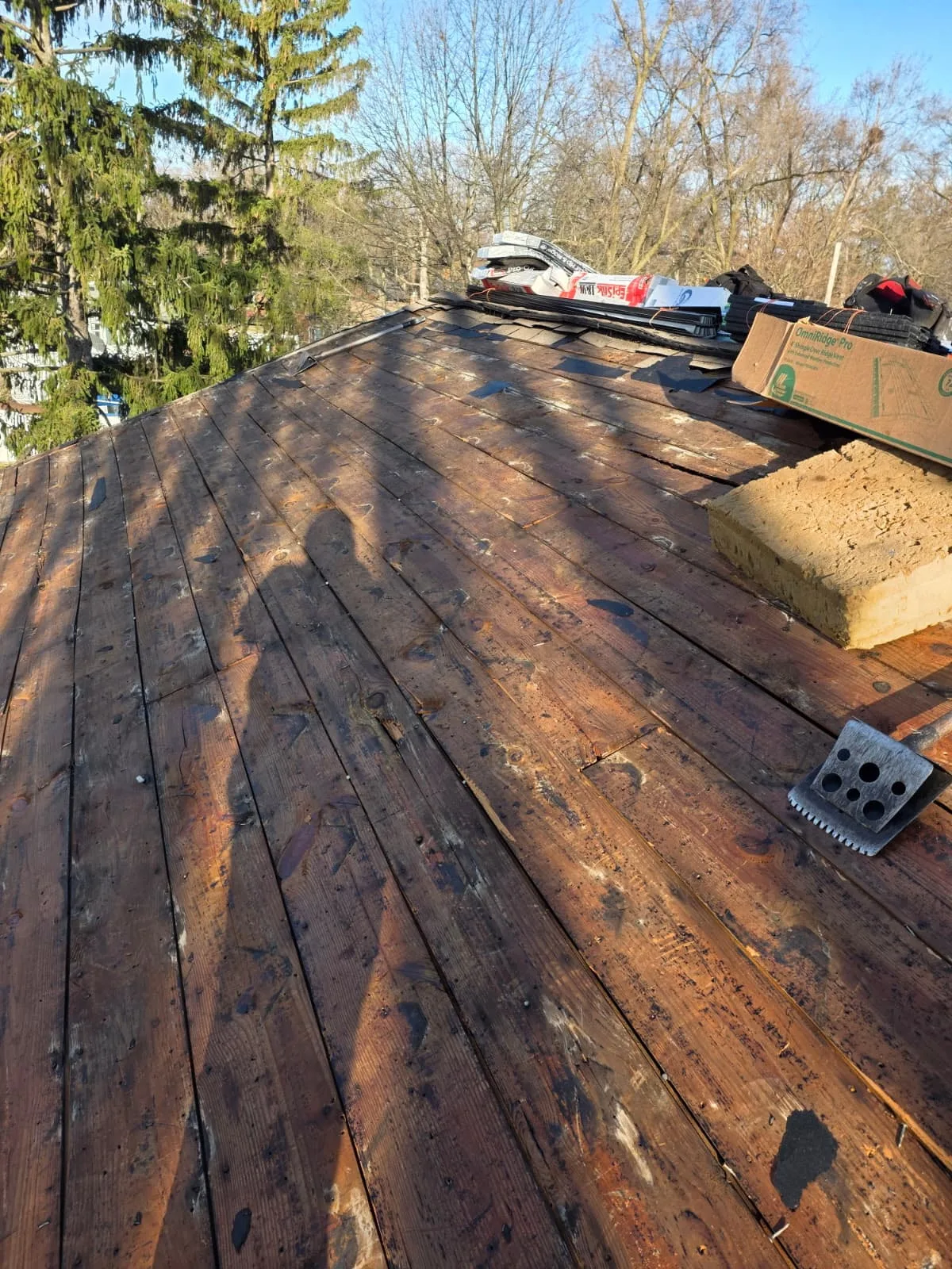 Roof Replacement in Oak Park with Atlas Pinnacle Pristine Black Shadow shingles — photo 3 of 16