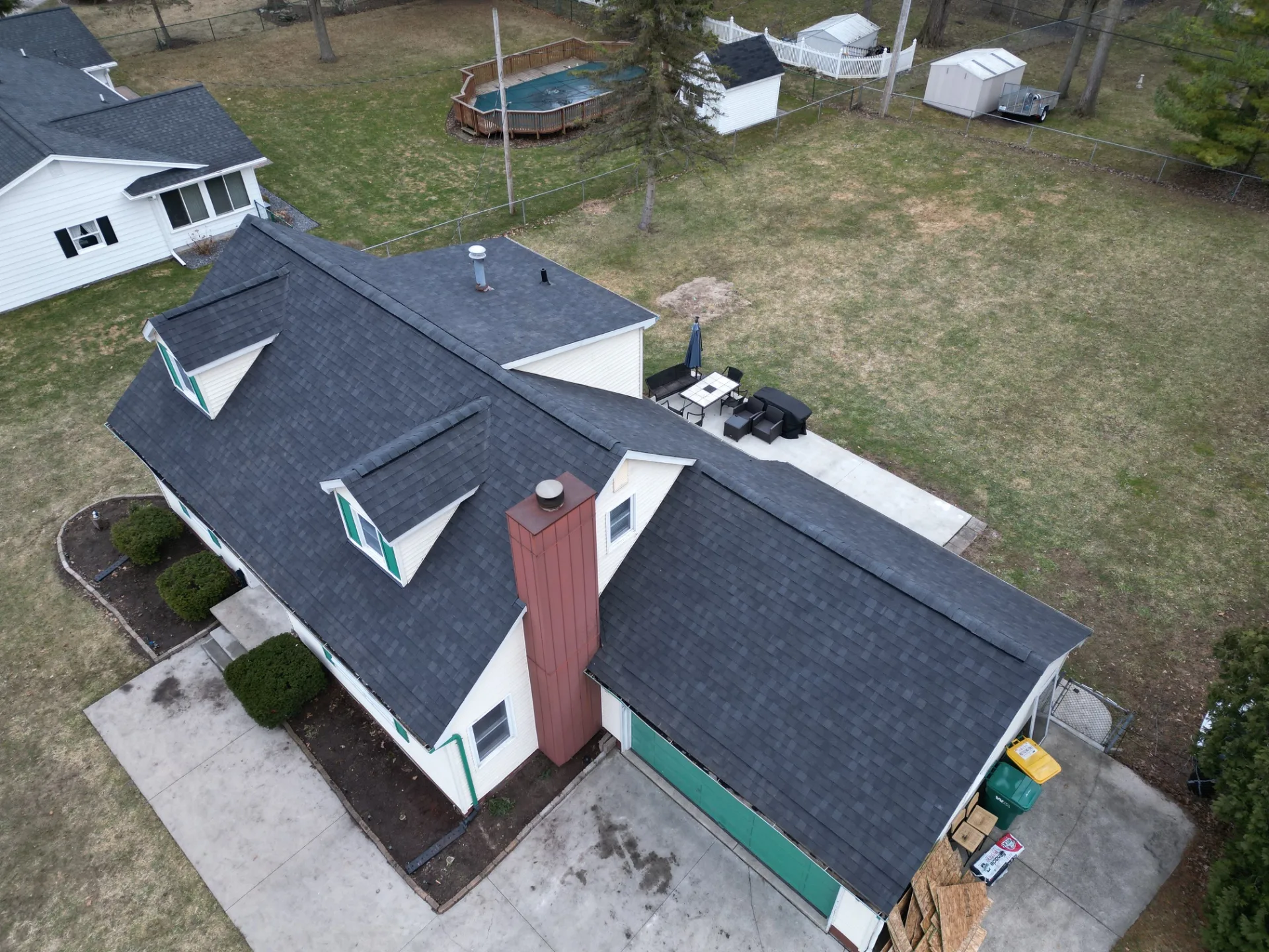 Roof Replacement in St. Clair with Atlas Pinnacle Pristine Black Shadow shingles — photo 6 of 12
