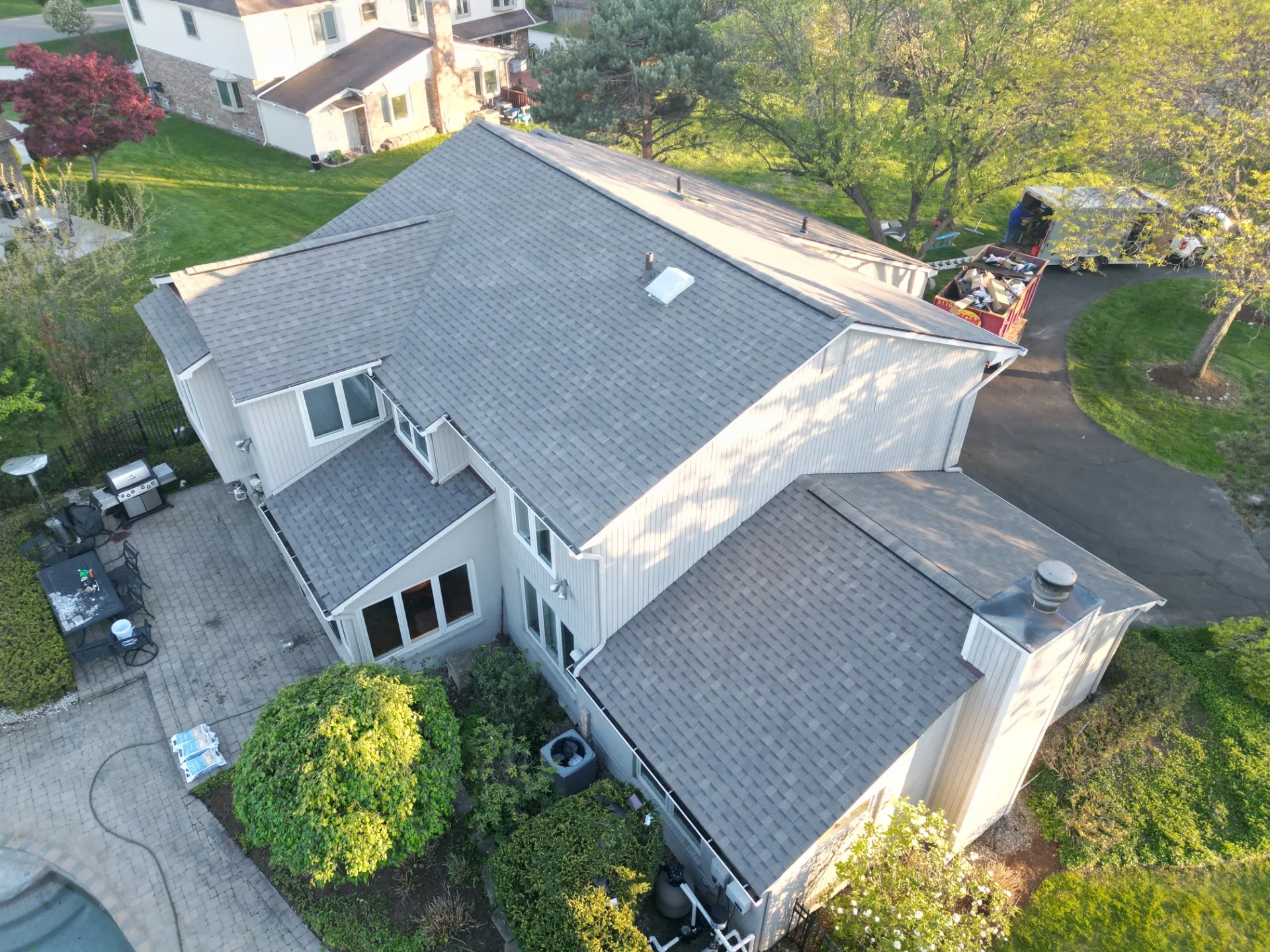 Roof Replacement in West Bloomfield Township with Atlas Pinnacle Pristine Weathered Wood shingles — photo 7 of 11